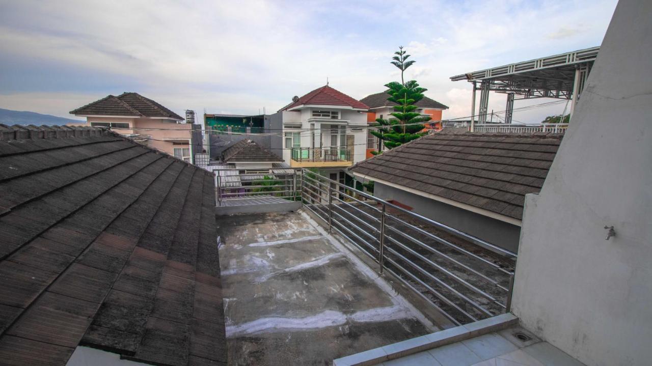 Villa El Nino 5 Bedroom Dengan Rooftop Mountain View Бату Экстерьер фото