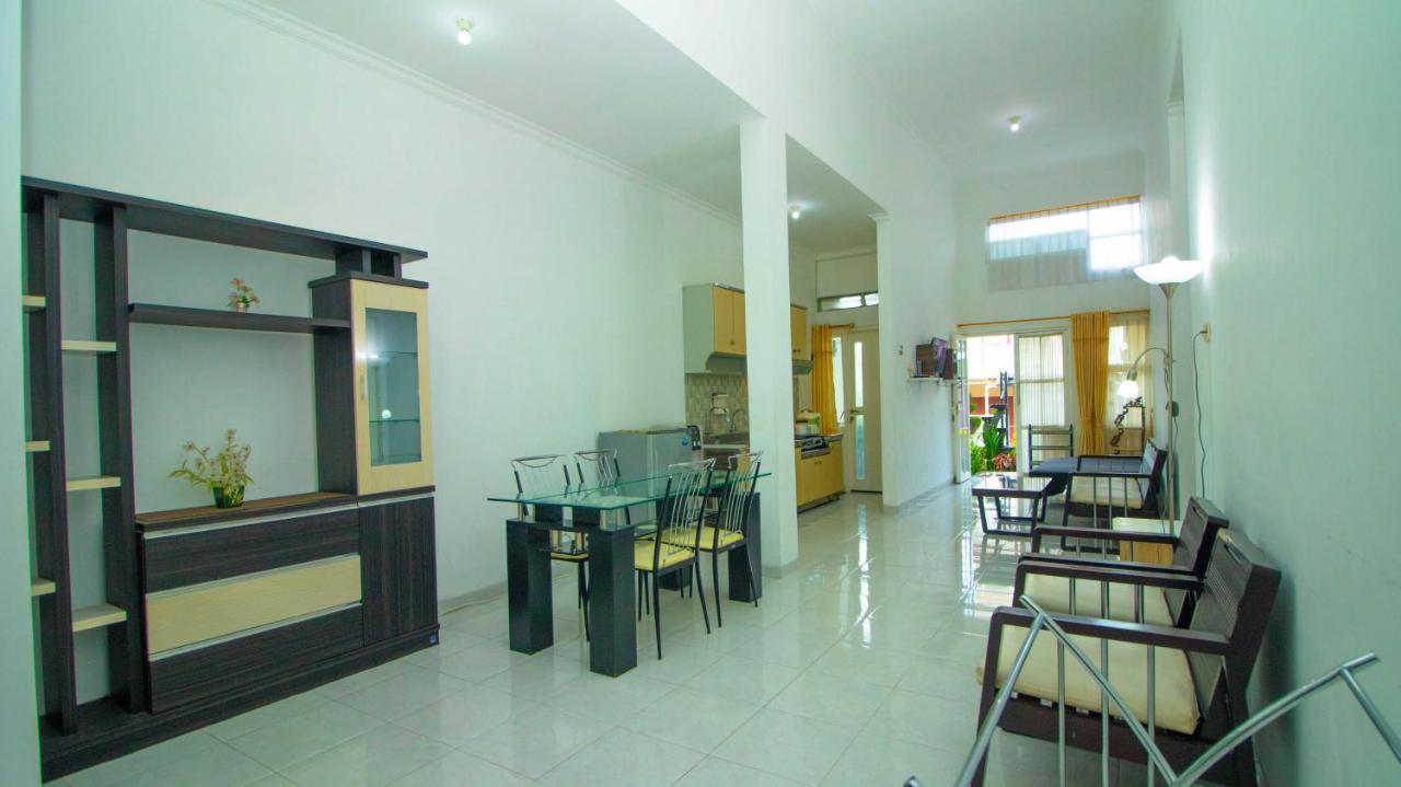 Villa El Nino 5 Bedroom Dengan Rooftop Mountain View Бату Экстерьер фото